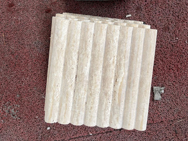 Fluted cream travertine honed tiles